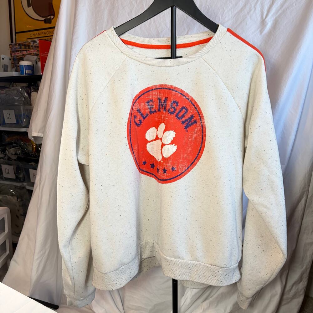 Colosseum womens Clemson sweatshirt. Size XL. Tigers, athletic, college sports - Picture 7 of 8